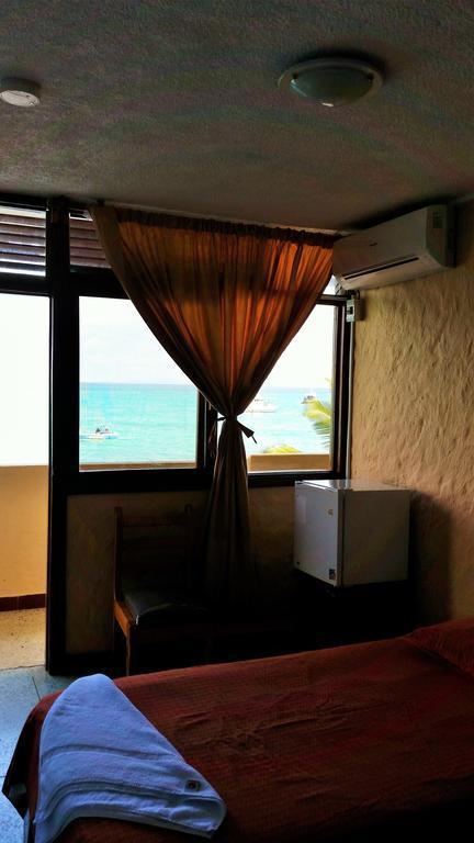 Hostal Estrella de Mar Puerto Ayora  Habitación foto